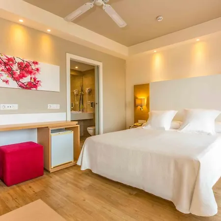 ホテル Valentin Grand Park パゲラ