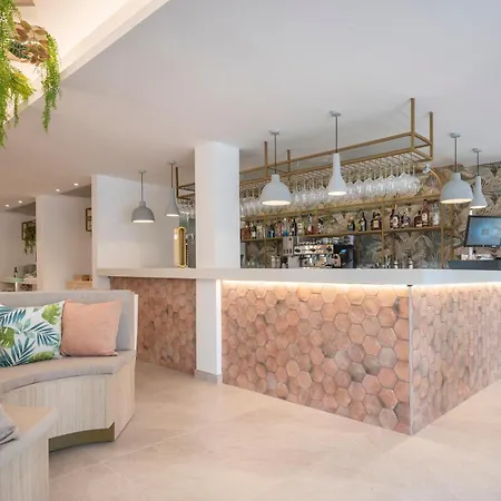 Valentin Grand Park ホテル