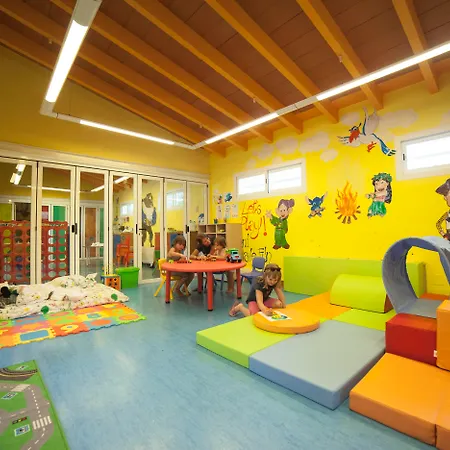 Ξενοδοχείο Valentin Grand Park 4*