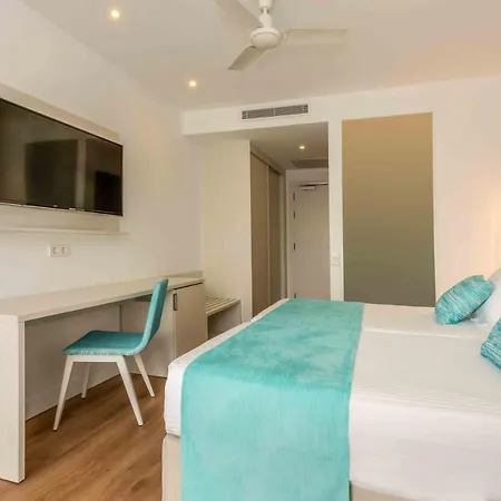 Valentin Park Club Hotel 4*